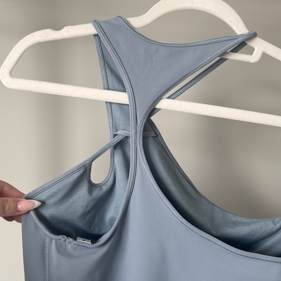 NWT Lululemon Asymmetric Angle Tank Top - Chambray, Size 10 - Picture 9 of 11